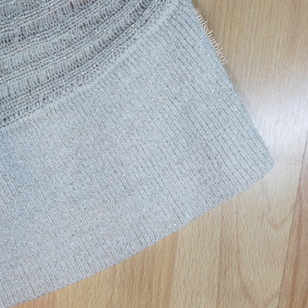 Papaya Gold Glittery Knit Top Size: Med - Picture 2 of 3